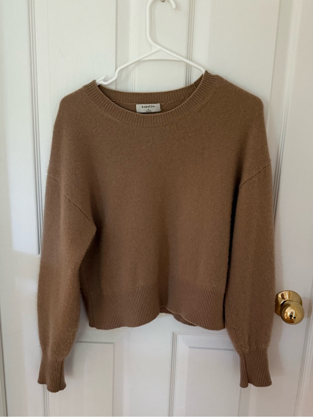 aritzia Babaton Crewneck cashmere